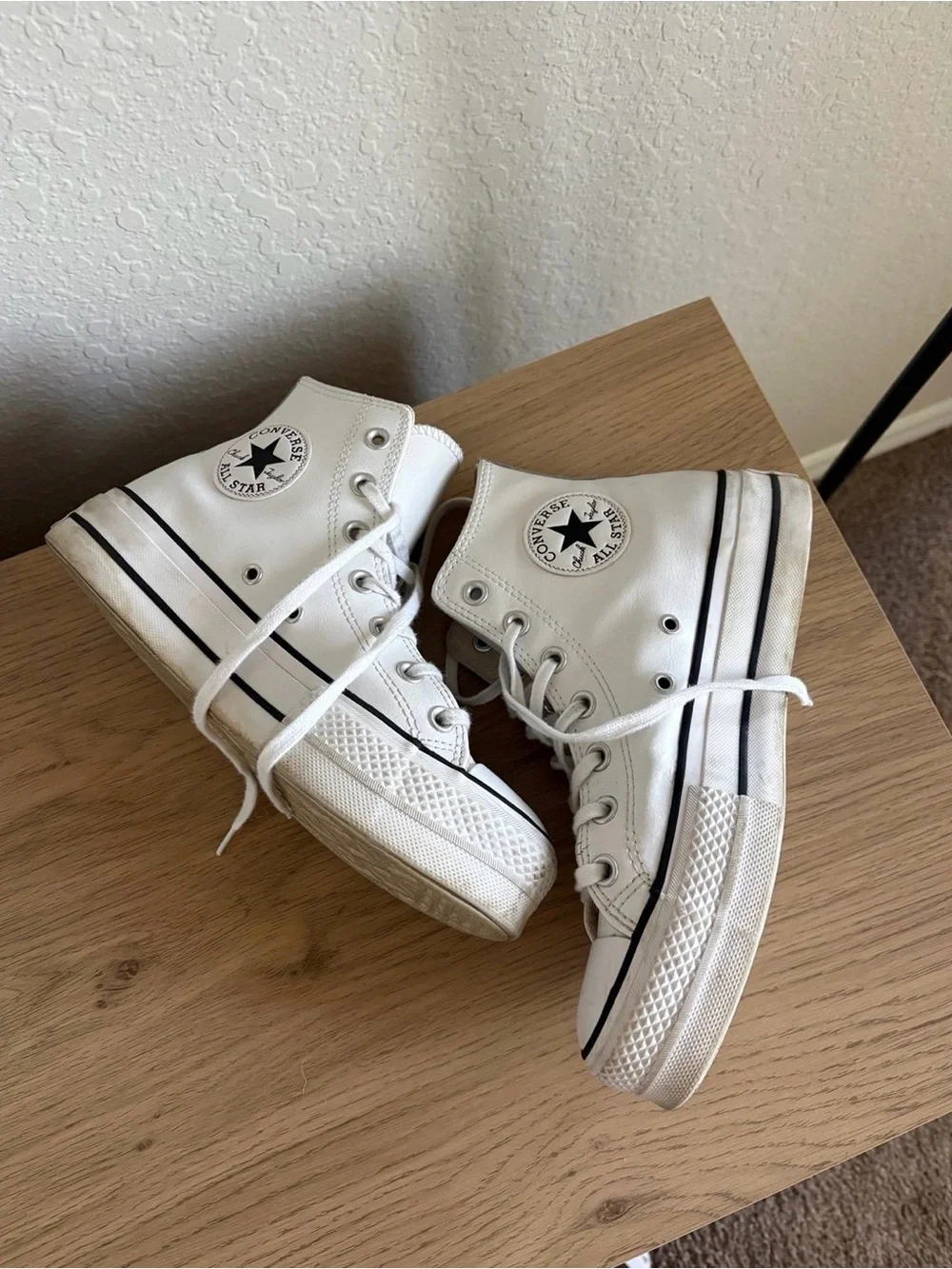 Converse White and Black High Top Sneakers - Picture 1 of 4